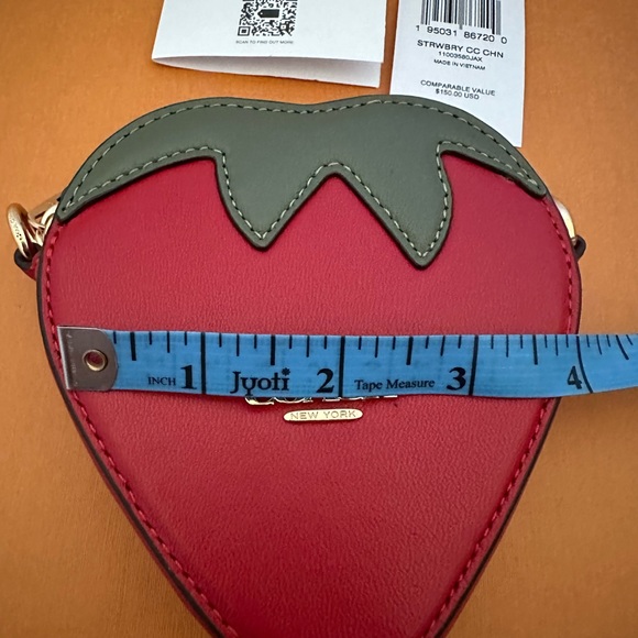❤️❤️❤️Coach strawberry coin case/wallet ......(NO METAL STRAP❤️❤️❤️ - Picture 6 of 8